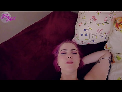 ❤️ Šliundra klasiokė paprašė praleisti OBG su ja, todėl mes dulkinomės be prezervatyvo ️ Porno video prie mūsų