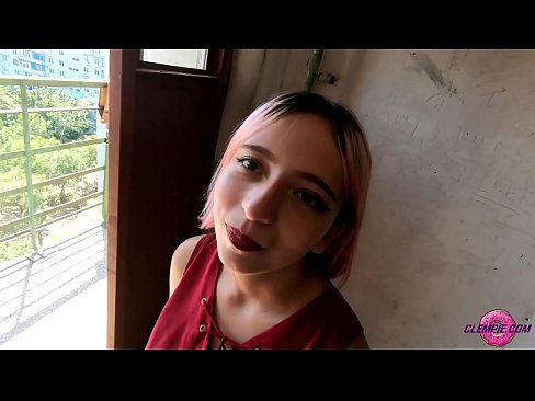 ❤️ Studentė jausmingai čiulpia nepažįstamąjį užmiestyje - sperma ant jo veido ️ Porno video prie mūsų